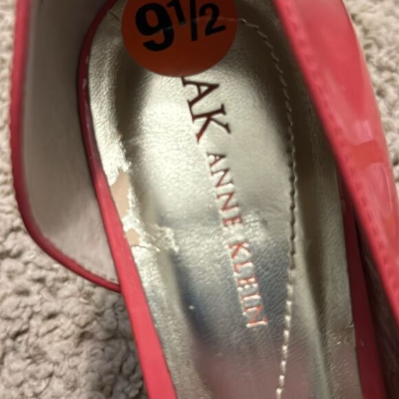 Anne Klein Christa Peachy Pink Heels - Picture 9 of 10